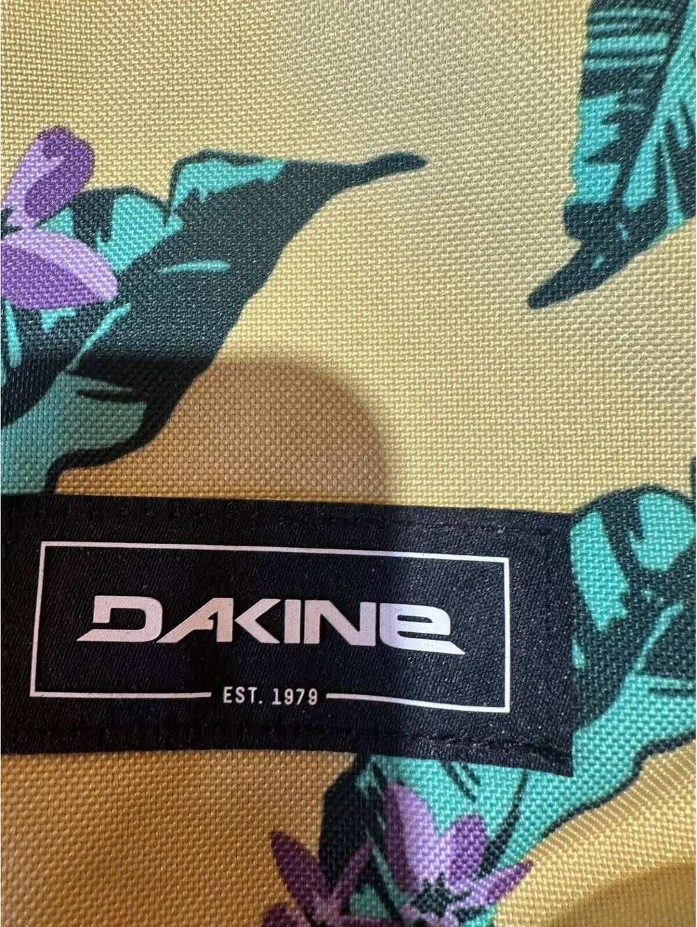 Dakine Jo Jo Tropical Floral Crossbody Bag NWT